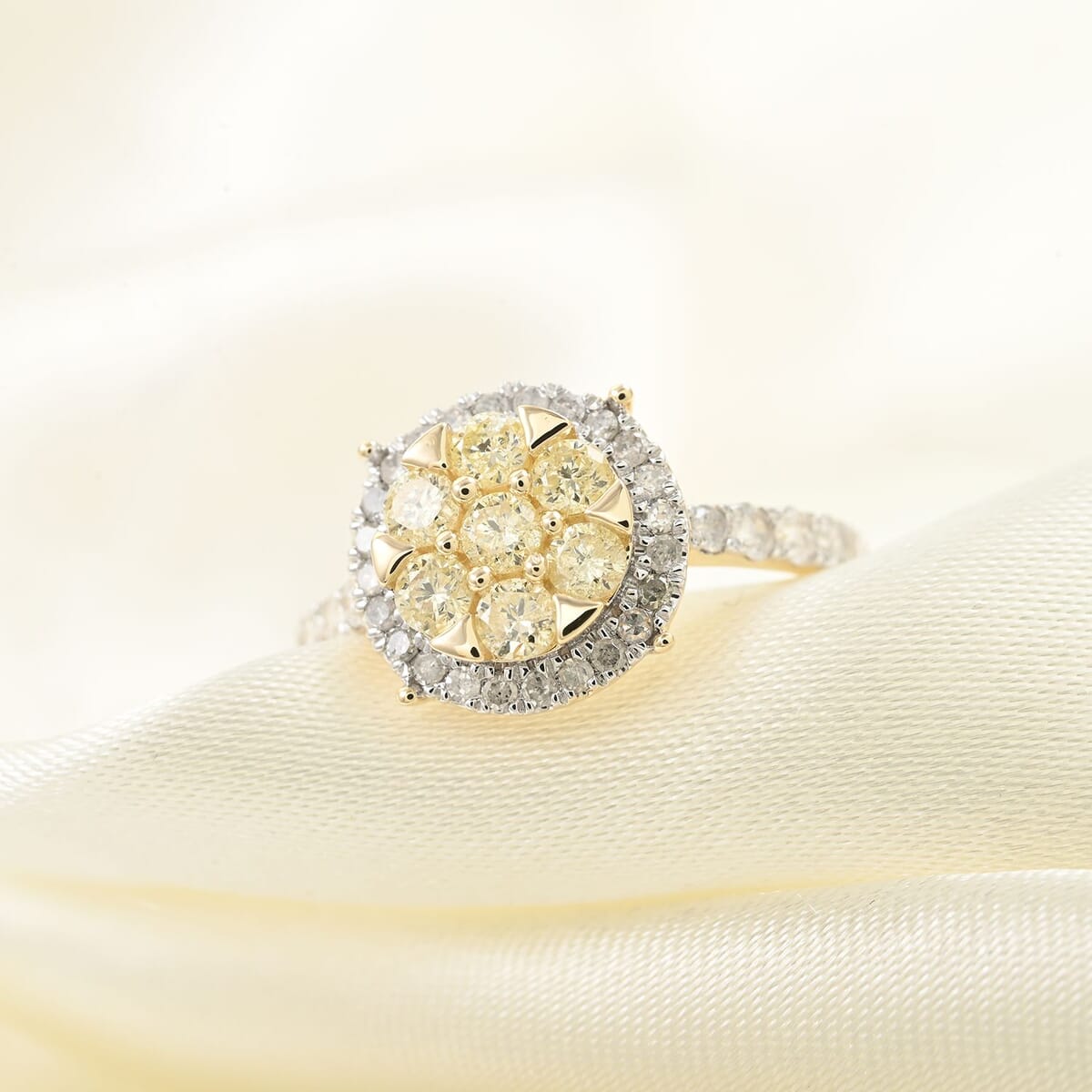 14K Yellow Gold Natural Yellow and White Diamond Ring (Size 9.5) 1.00 ctw image number 1