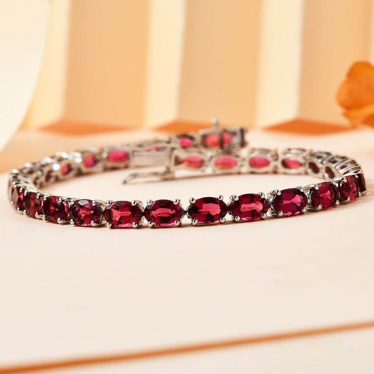 Rhapsody 950 Platinum AAAA Ouro Fino Rubellite Tennis Bracelet (7.25 In) 14.15 Grams 14.50 ctw image number 1