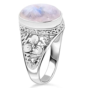 Moonstone OV 10.41 ctw Ring in Sterling Silver (Size 6.5)