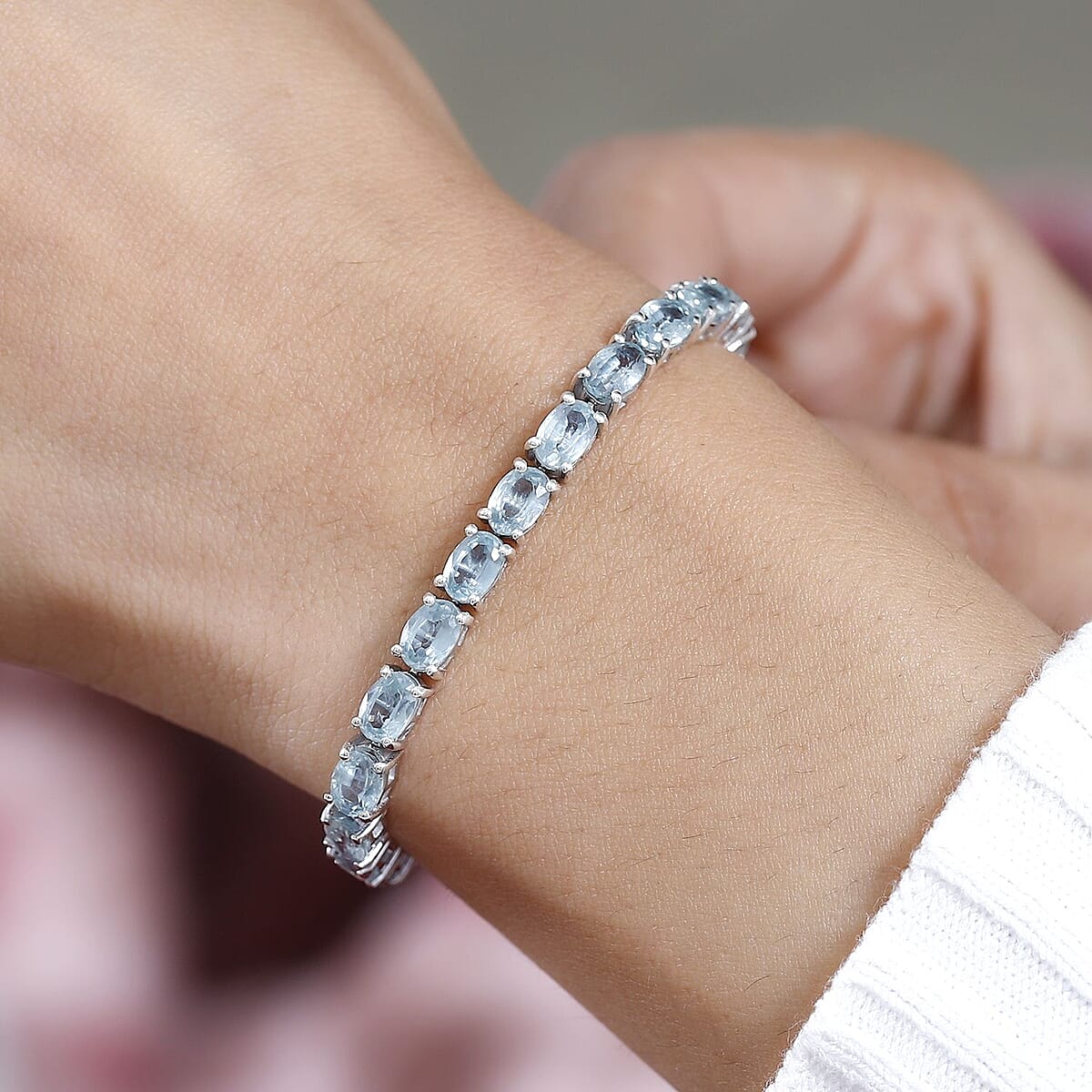 Aqua Kyanite Tennis Bracelet in Platinum Over Sterling Silver (7.25 In) 17.25 ctw image number 2