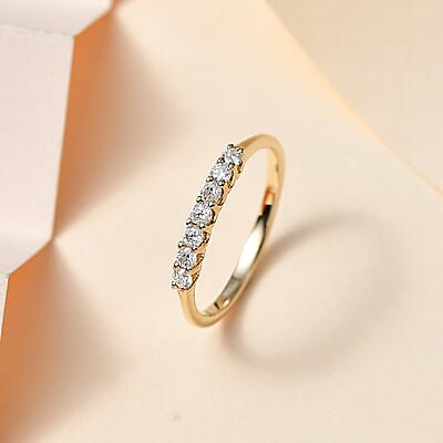 Luxoro 10K Yellow Gold Moissanite 7 Stone Ring (Size 10.0) 0.20 ctw