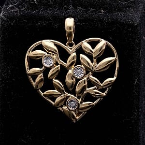 White Diamond Pendant in 18K Vermeil Yellow Gold Over Sterling Silver