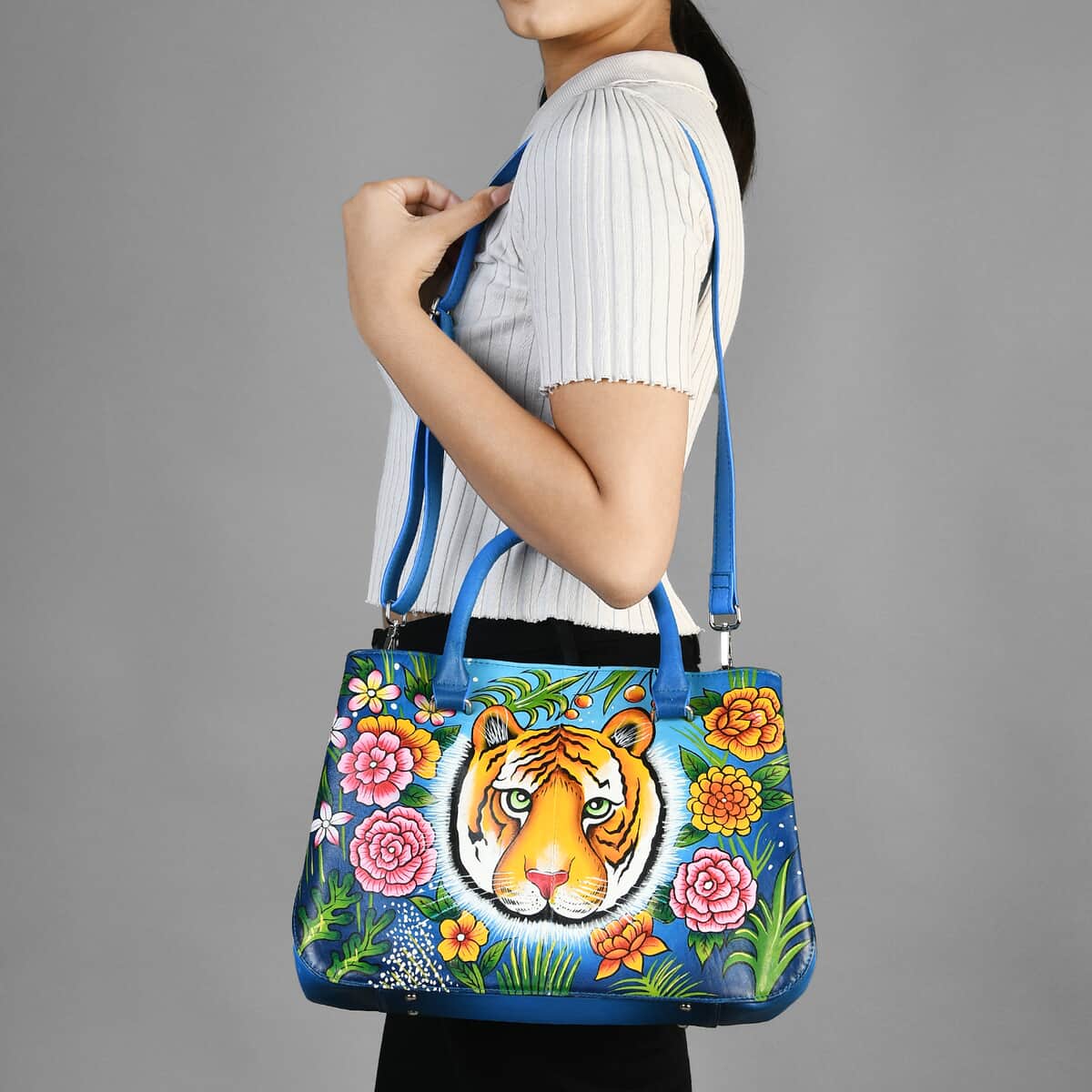 Sukriti Blue Tiger and Flower Hand Painted Genuine Leather Shoulder Bag (14x9.75x3.8) image number 2