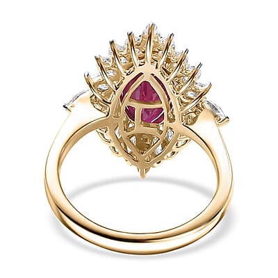 Luxoro Premium Niassa Ruby (FF) and Moissanite 5.85 ctw Ring in 10K Yellow Gold (Size 10.0)