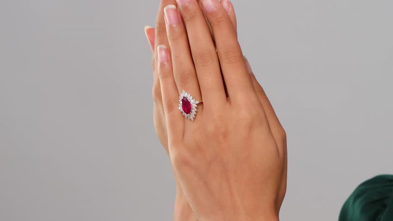 Luxoro Premium Niassa Ruby (FF) and Moissanite 5.85 ctw Ring in 10K Yellow Gold (Size 6.0)