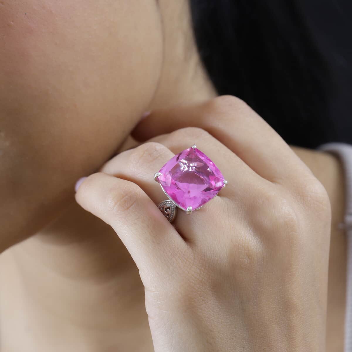 Radiant Orchid Quartz (Triplet) Solitaire Ring in Platinum Over Sterling Silver (Size 10.0) 22.75 ctw image number 2
