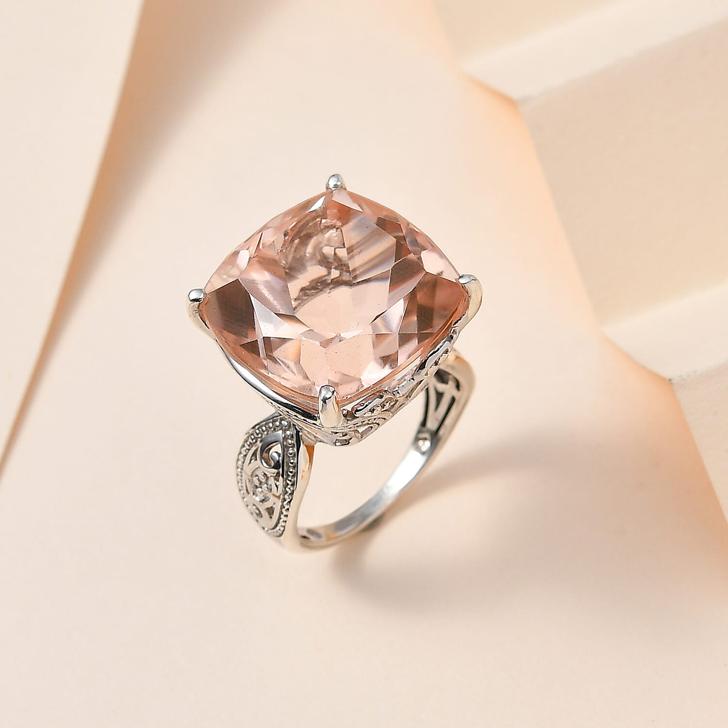 Morganique Quartz (Triplet) Solitaire Ring in Platinum Over Sterling Silver (Size 6.0) 26.90 ctw