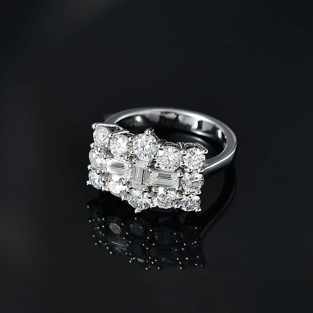 Luxoro 10K White Gold Moissanite Cluster Ring (Size 11.0) (4.25 g) 1.90 ctw image number 2