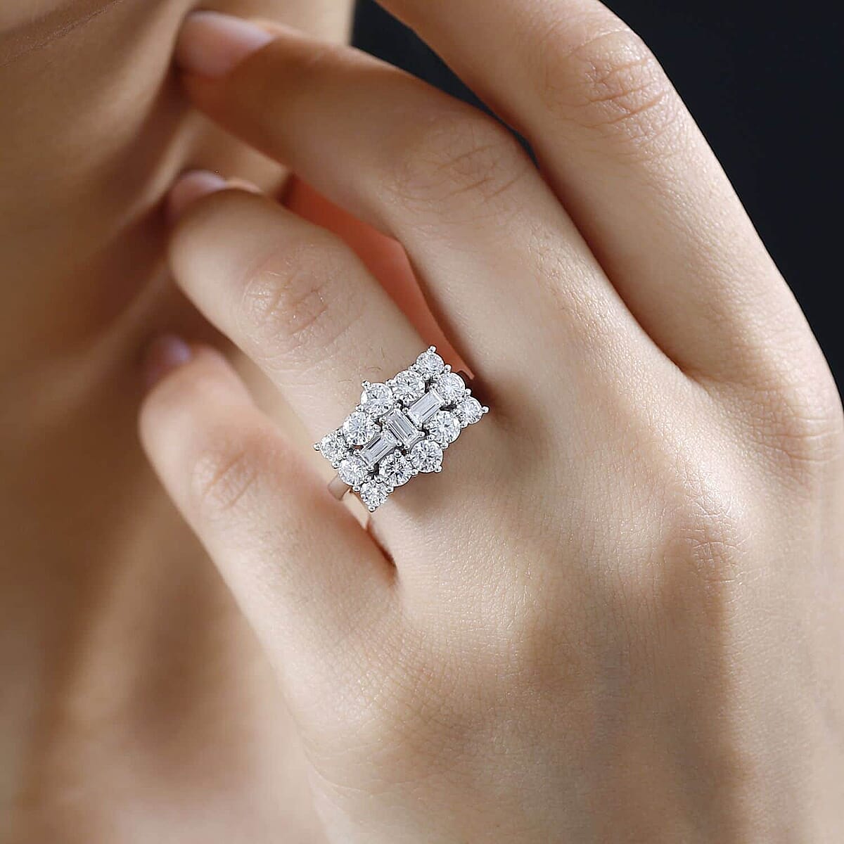 Luxoro 10K White Gold Moissanite Cluster Ring (Size 11.0) (4.25 g) 1.90 ctw image number 3