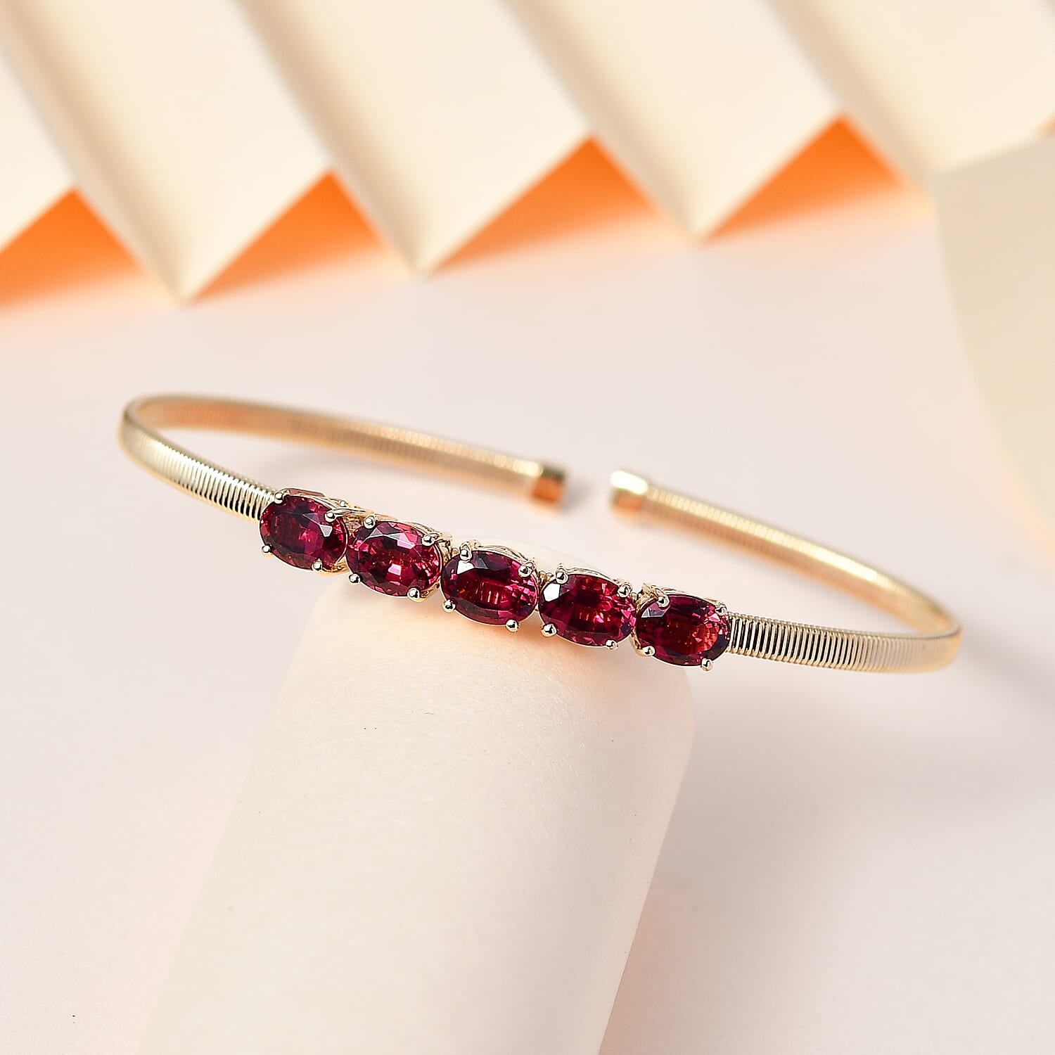 Luxoro 14K Yellow Gold AAA Ouro Fino Rubellite Cuff Bracelet (7.25 In) 5.45 Grams 4.35 ctw