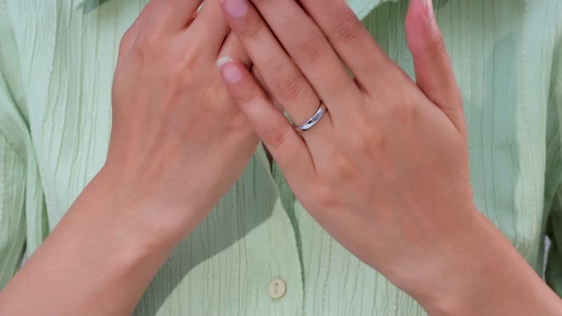 Platinum Over Sterling Silver Band Ring (Size 10.0) (3.65 g)