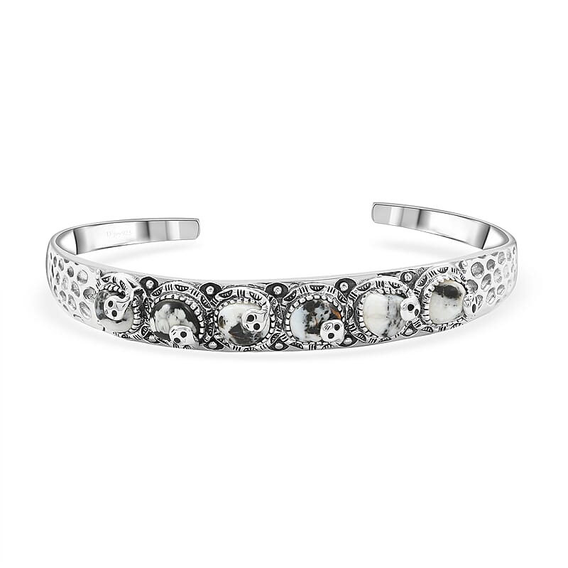 D'Joy Artisan Crafted White Buffalo Snake Cuff Bracelet in Black Oxidized Sterling Silver (7.25 In) 8.00 ctw