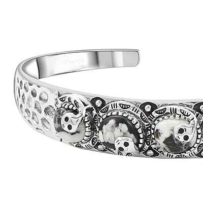D'Joy Artisan Crafted White Buffalo Snake Cuff Bracelet in Black Oxidized Sterling Silver (7.25 In) 8.00 ctw