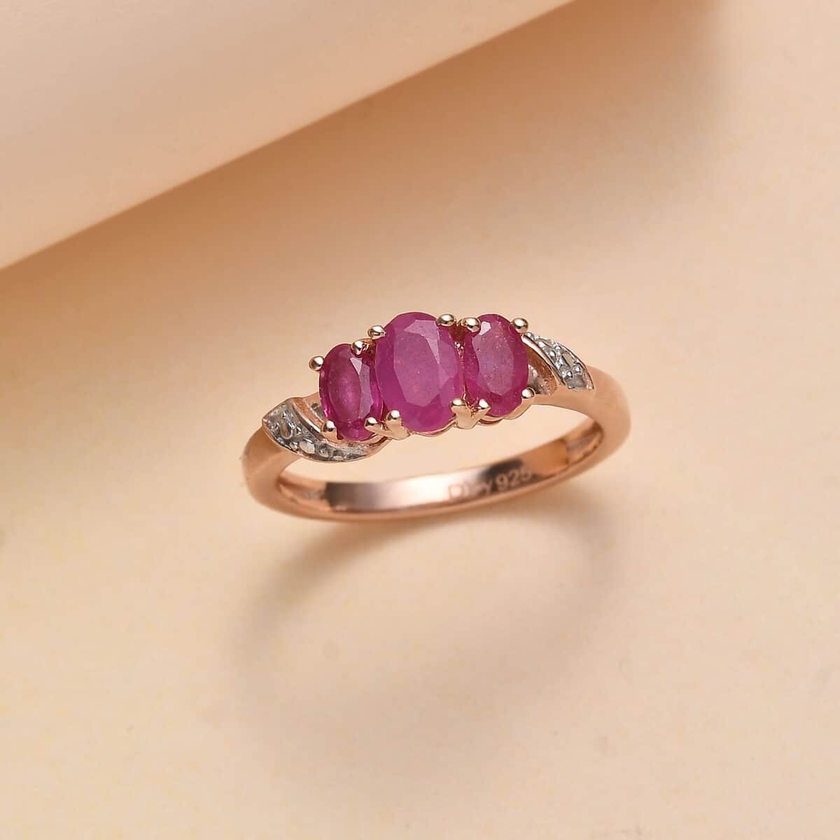 Niassa Ruby (FF) 3 Stone Ring in Vermeil Rose Gold Over Sterling Silver (Size 6.0) 1.15 ctw image number 1