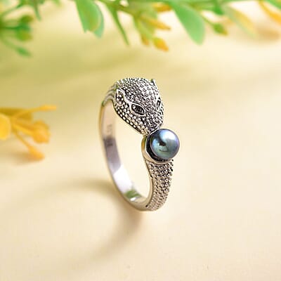 Freshwater Peacock Pearl and Thai Black Spinel 1.07 ctw Fancy Ring in Stainless Steel (Size 9)