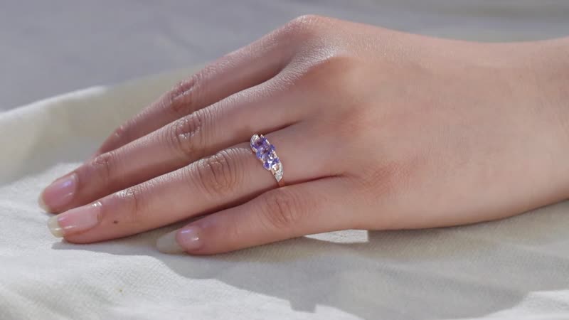 Tanzanite 3 Stone Ring in Vermeil RG Over Sterling Silver (Size 6.0) 1.00 ctw