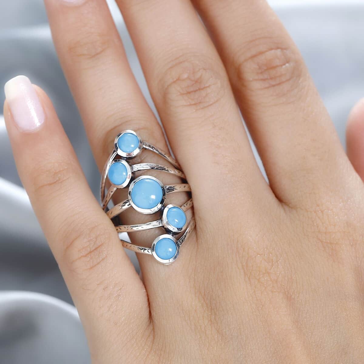 Artisan Crafted Premium Sleeping Beauty Turquoise 5 Stone Ring in Sterling Silver (Size 5.0) 3.25 ctw image number 2