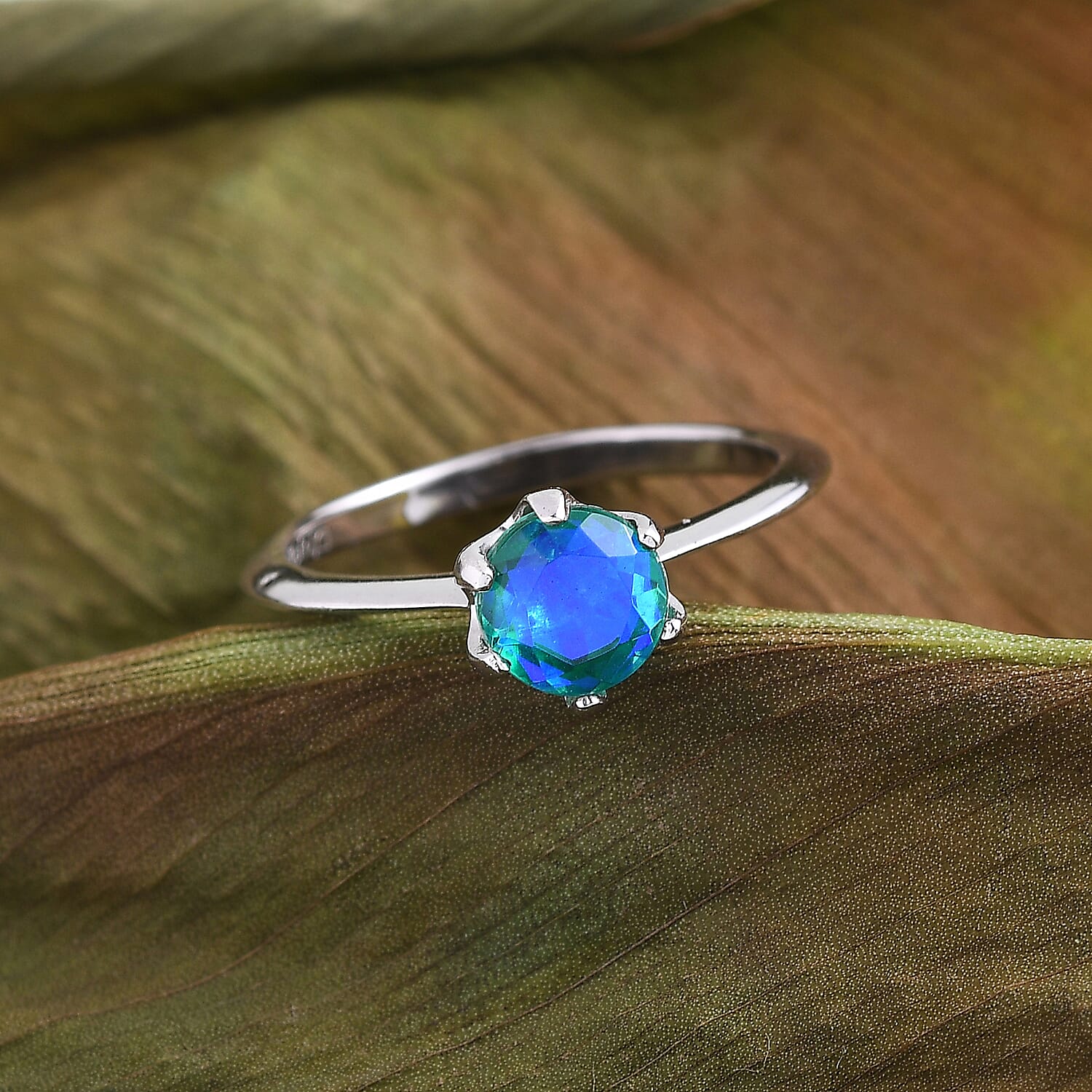 Peacock Quartz 0.90 ctw Solitaire Ring in Platinum Over Sterling Silver (Size 5.0)