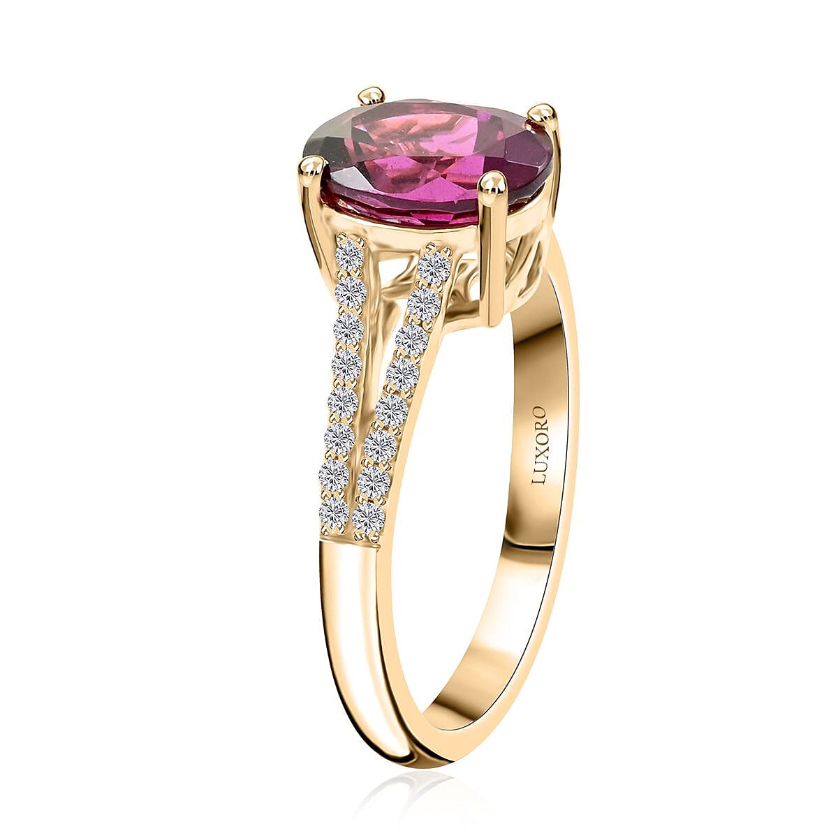 Certified & Appraised Luxoro 10K Yellow Gold AAA Radiant Ember Garnet and I2 Diamond Ring (Size 6.5) 2.50 ctw image number 3