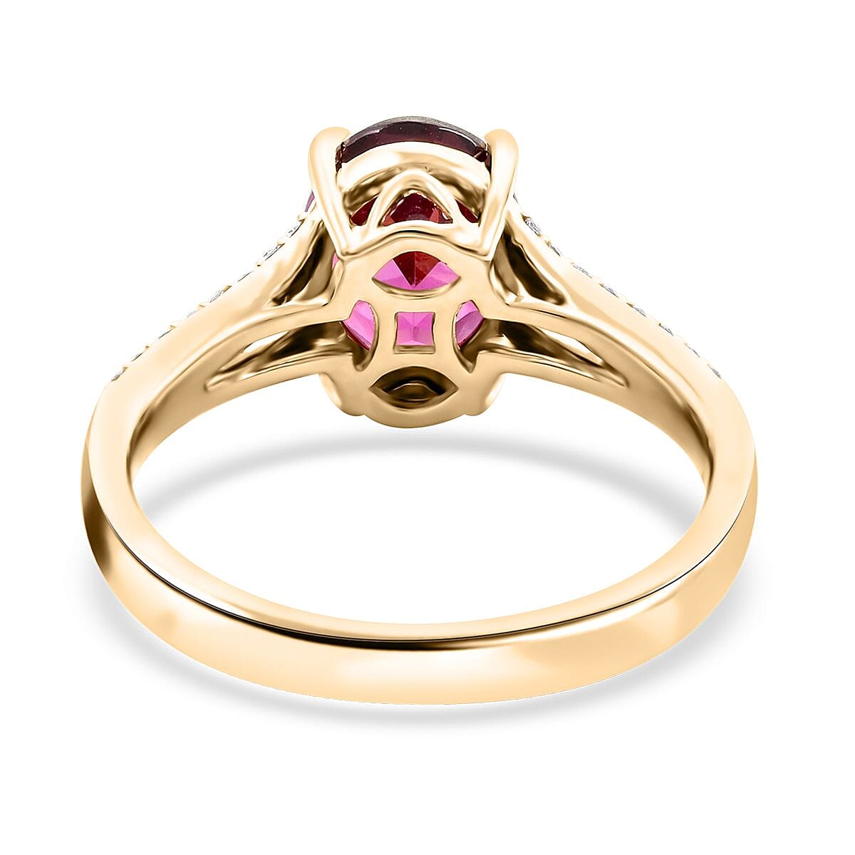 Certified & Appraised Luxoro 10K Yellow Gold AAA Radiant Ember Garnet and I2 Diamond Ring (Size 6.5) 2.50 ctw image number 4