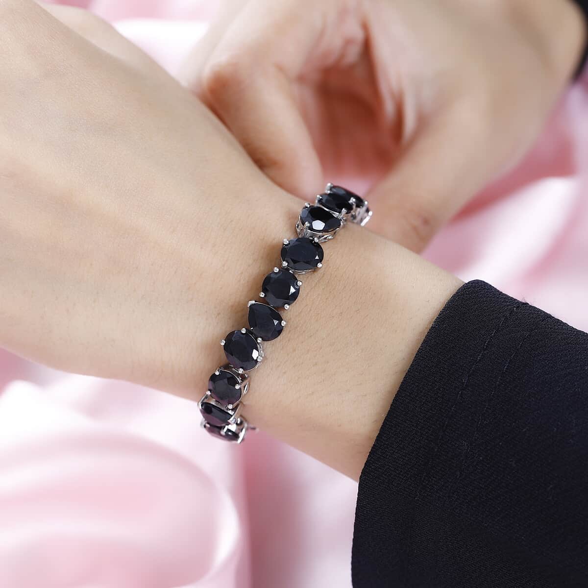 Karis Thai Black Spinel Bracelet in Platinum Bond (7.25 In) 53.00 ctw image number 2