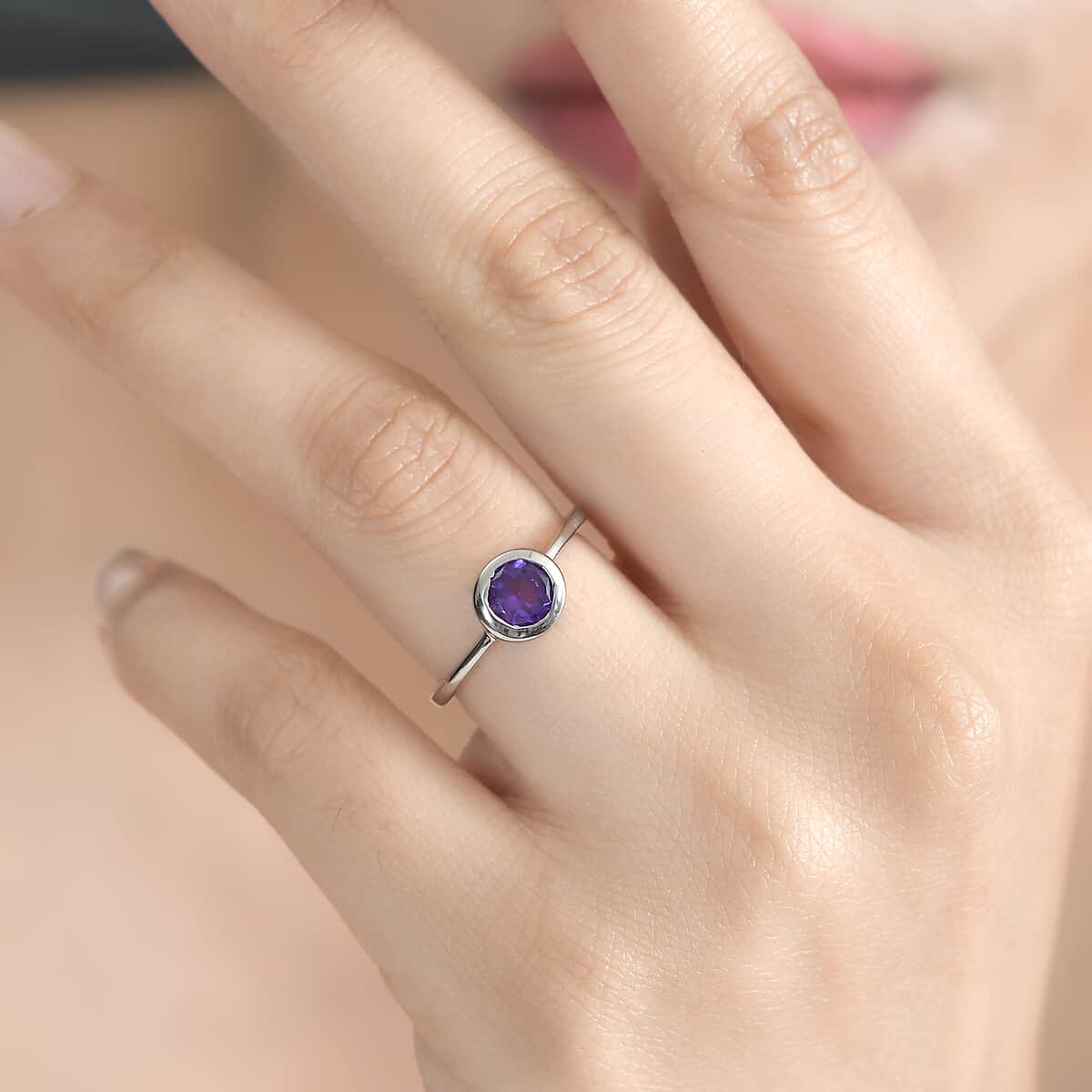 African Amethyst Solitaire Ring in Platinum Over Sterling Silver (Size 5) 0.75 ctw image number 2