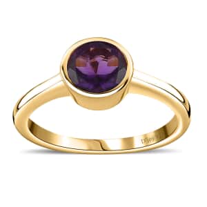 African Amethyst Solitaire Ring in Vermeil Yellow Gold Over Sterling Silver (Size 6.0) 0.75 ctw