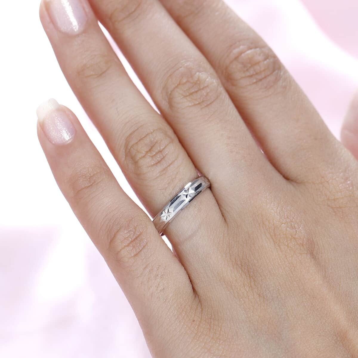 Platinum Over Sterling Silver Band Ring (Size 6.0) (1.85 g) image number 2