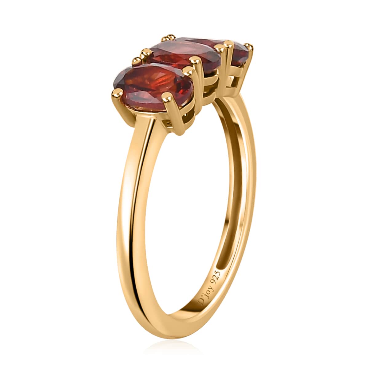 Mozambique Garnet 3 Stone Ring in Vermeil YG Over Sterling Silver (Size 5.0) 1.70 ctw image number 3