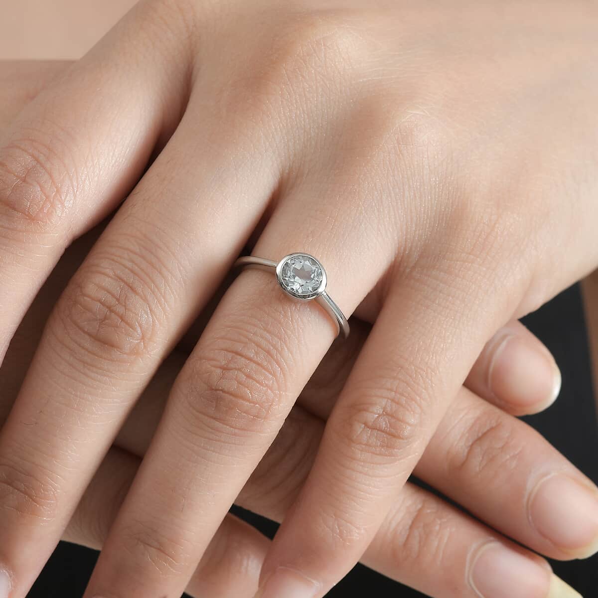 White Topaz Solitaire Ring in Platinum Over Sterling Silver (Size 8.0) 1.10 ctw image number 2