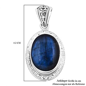 Labradorite 16.50 ctw Pendant in Sterling Silver