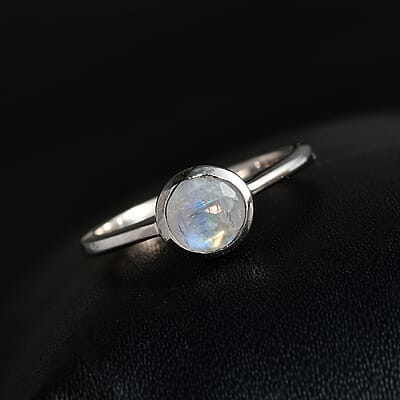Rainbow Moonstone 0.85 ctw Ring in Platinum Over Sterling Silver (Size 5.0)
