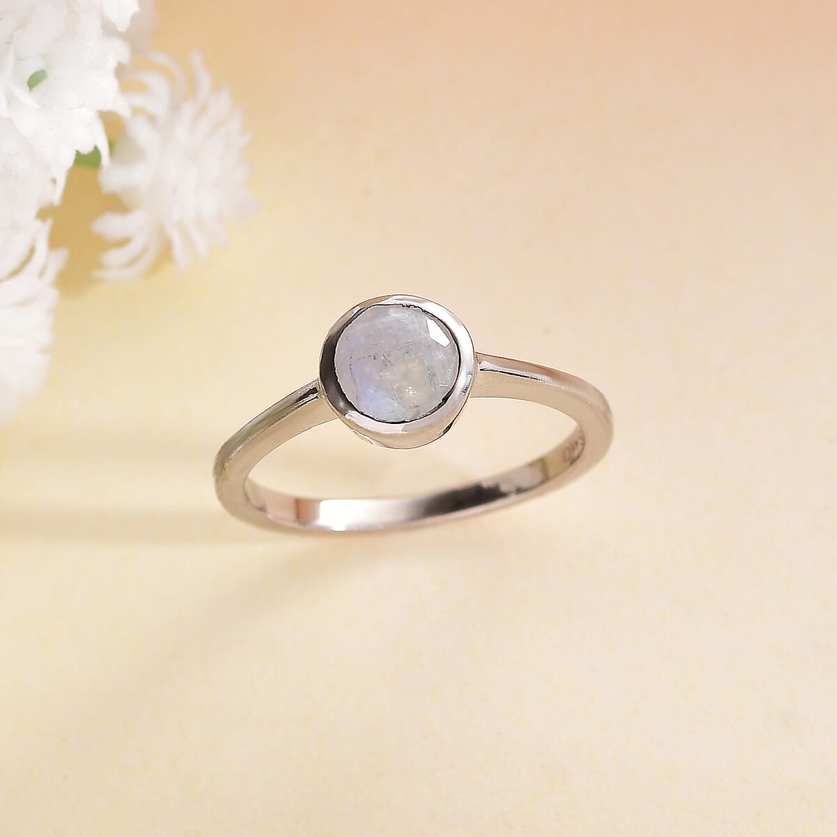 Rainbow Moonstone 0.85 ctw Ring in Platinum Over Sterling Silver (Size 8.0)  image number 1