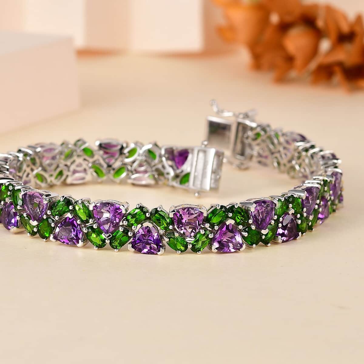 Premium Moroccan Amethyst and Chrome Diopside Bracelet in Platinum Over Sterling Silver (6.50 In) 24.75 ctw image number 1