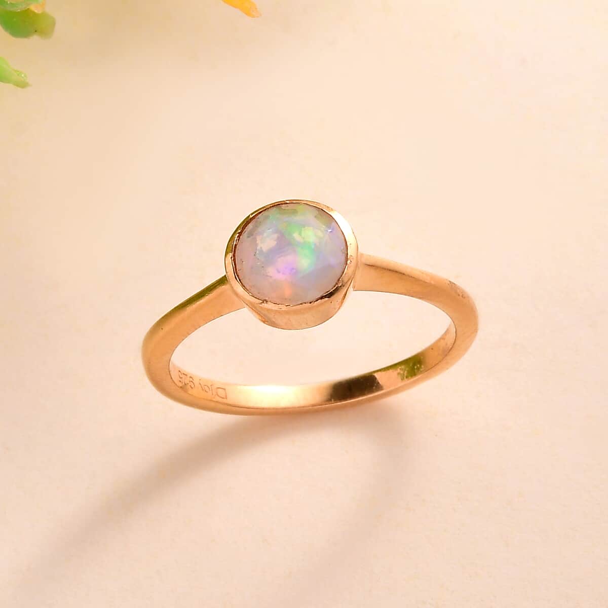 Ethiopian Welo Opal Solitaire Ring in Vermeil Yellow Gold Over Sterling Silver (Size 6.0) 0.60 ctw image number 1