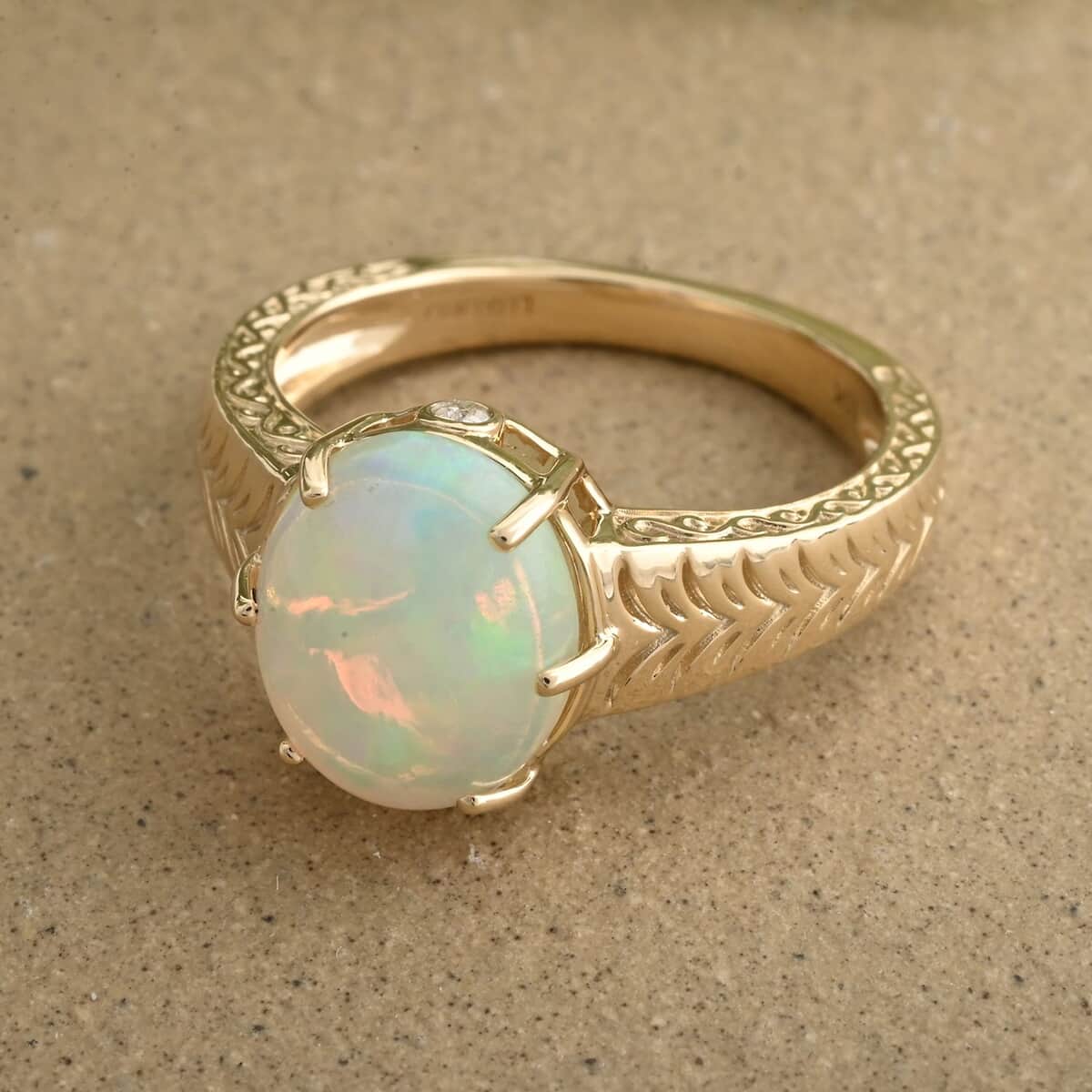 Certified & Appraised Luxoro 10K Yellow Gold AAA Ethiopian Welo Opal and G-H I2 Diamond Ring (Size 10.0) 4.10 Grams 2.10 ctw image number 1