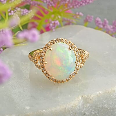 Certified & Appraised Luxoro 10K Yellow Gold AAA Ethiopian Welo Opal and G-H I2 Diamond Ring (Size 10.0) 3.65 ctw