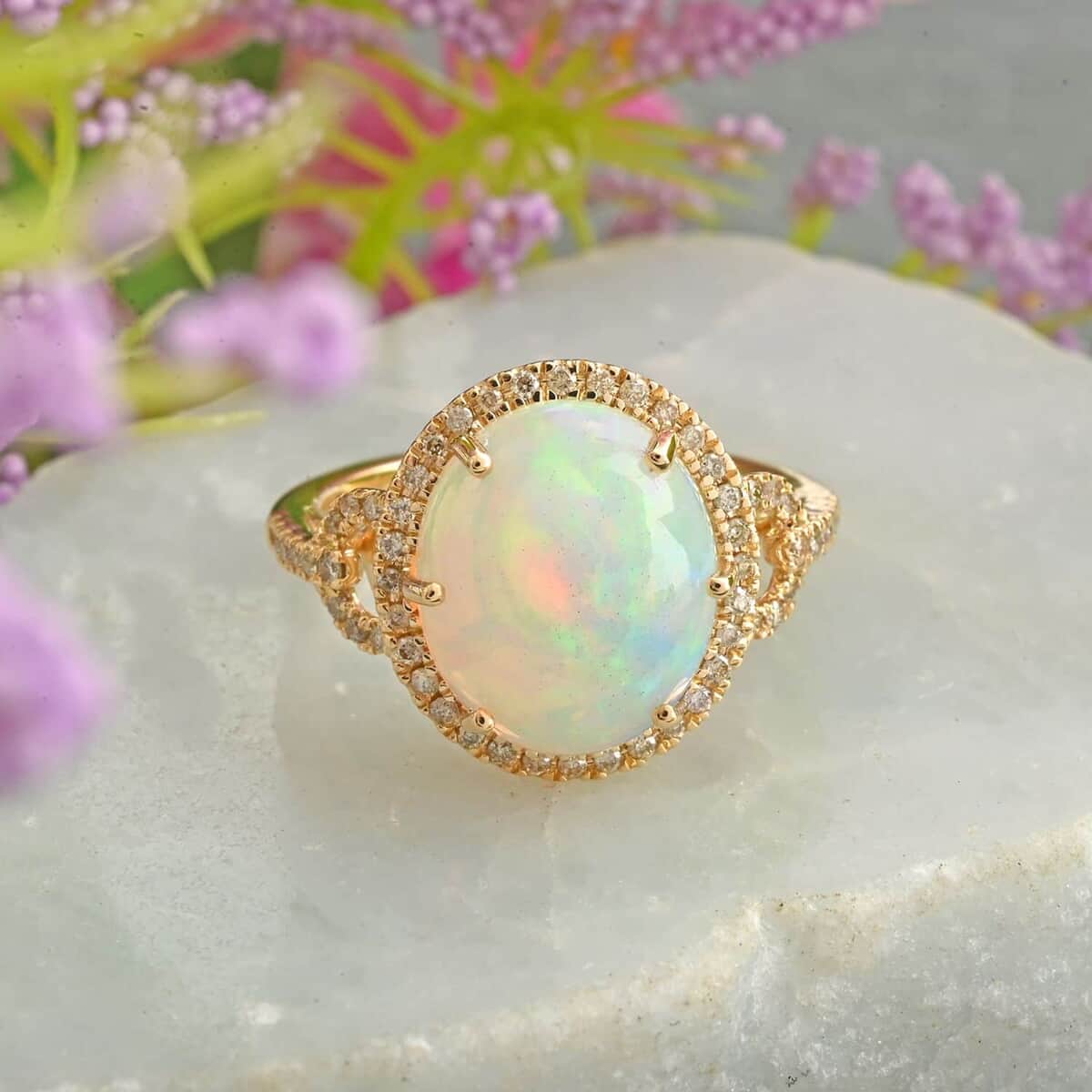 Certified & Appraised Luxoro 10K Yellow Gold AAA Ethiopian Welo Opal, Diamond (G-H, I2) (0.28 cts) Ring (Size 8.5) 3.65 ctw image number 1