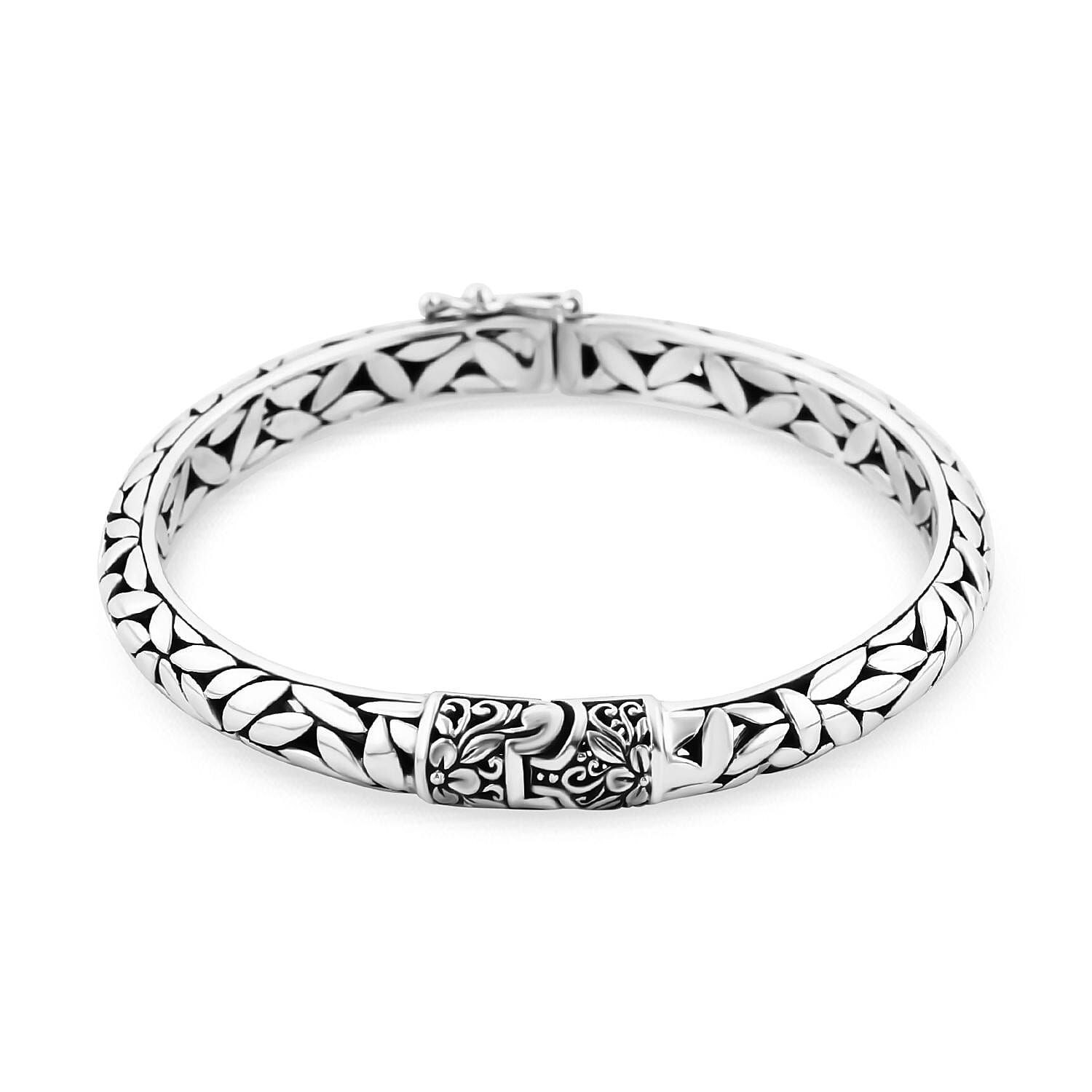 Sterling Silver Bangle Bracelet (8.00 In) 31.33 g