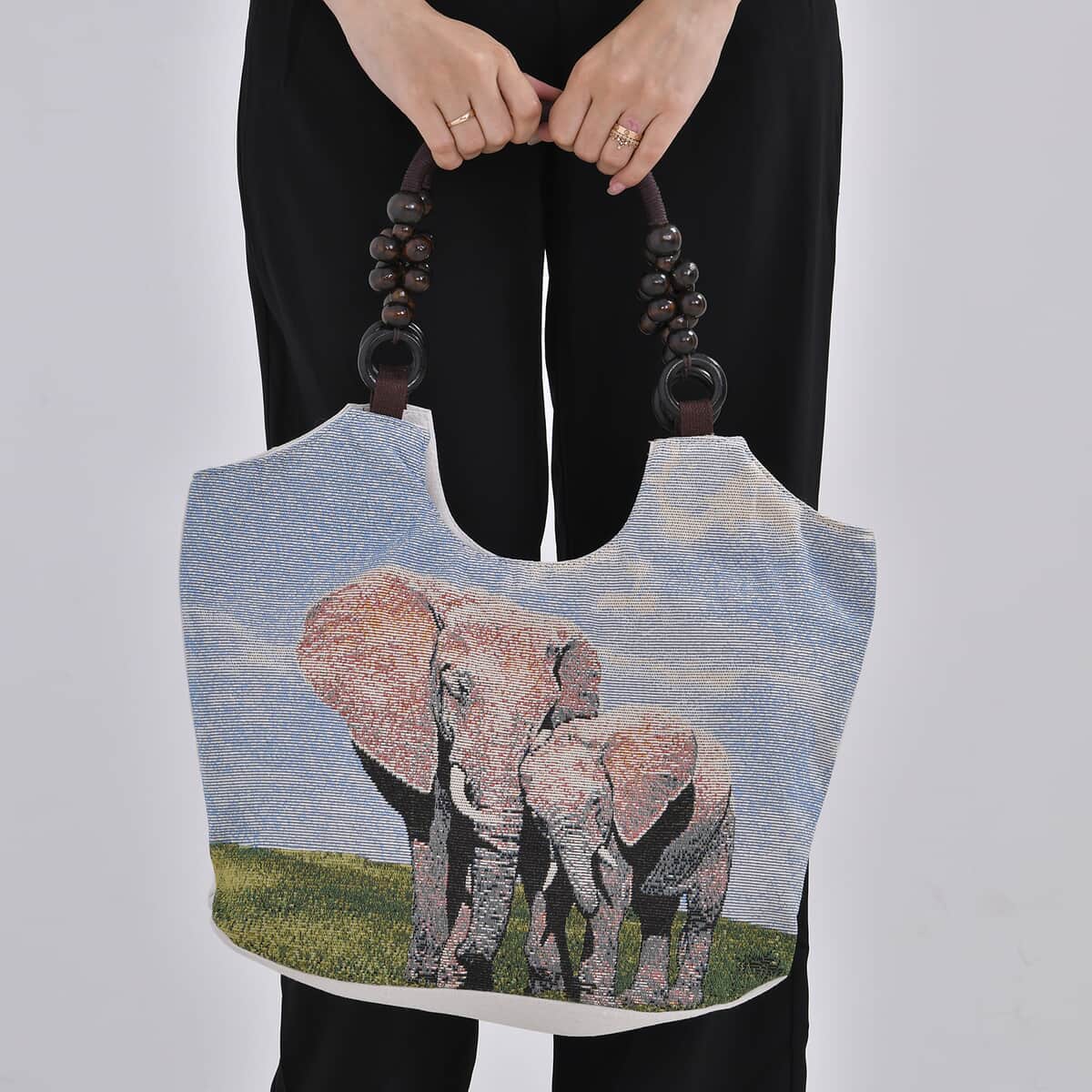 Blue Elephant Pattern 35% Polyester and 65% Cotton Tote Bag image number 2