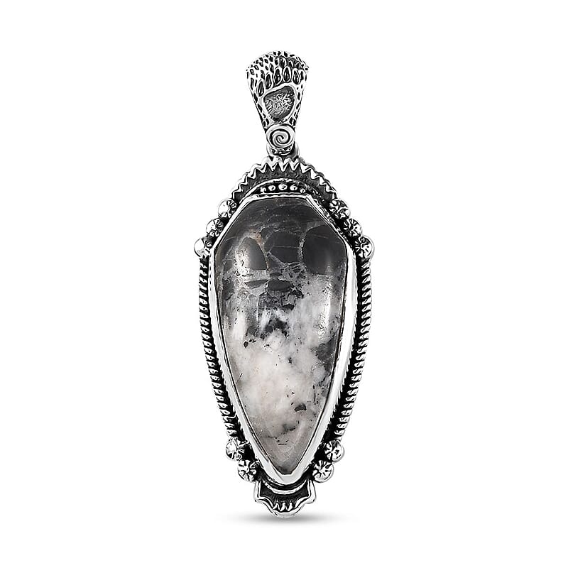 Artisan Crafted White Buffalo Pendant in Sterling Silver 16.00 ctw