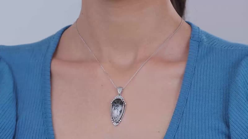 Artisan Crafted White Buffalo Pendant in Sterling Silver 16.00 ctw