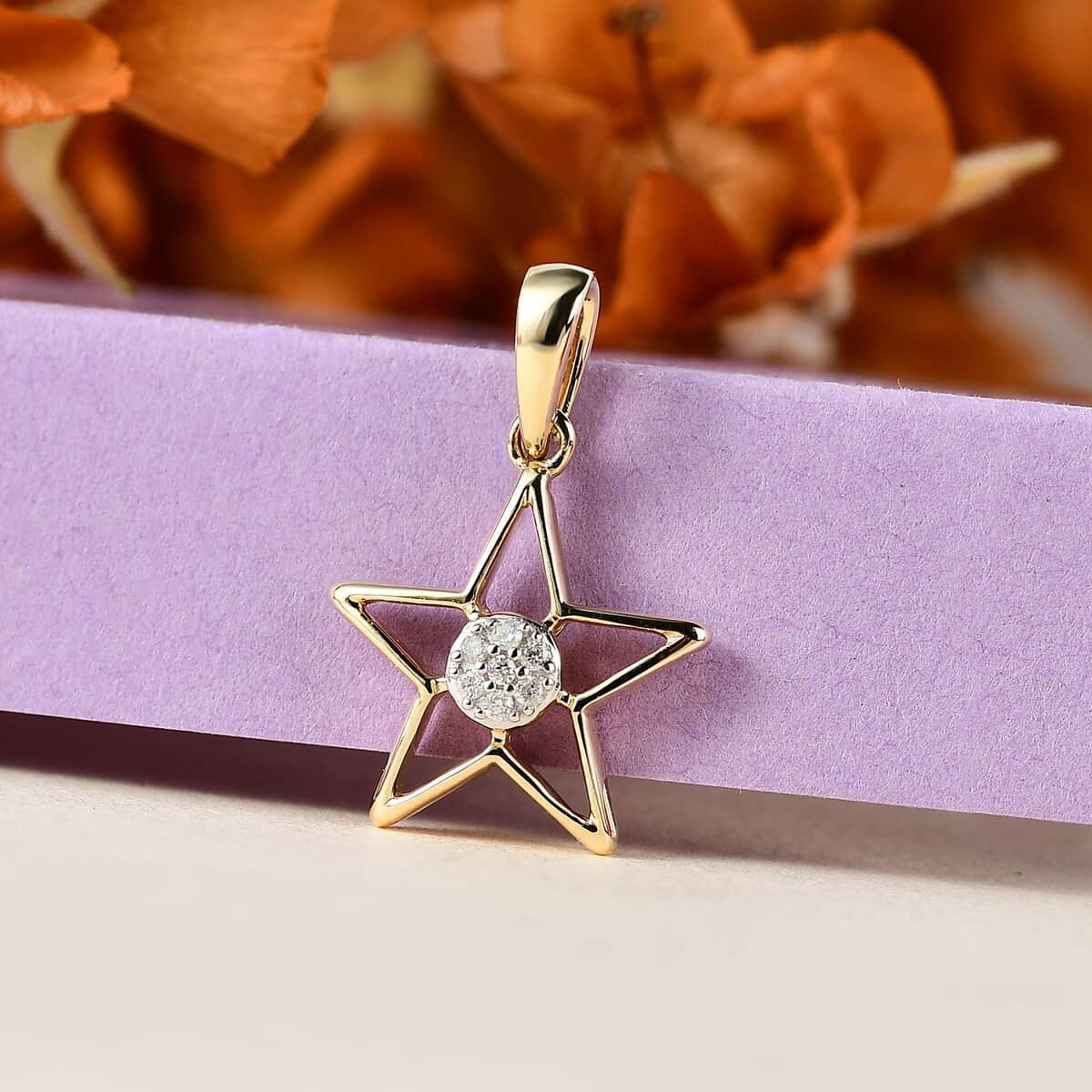 Luxoro 10K Yellow Gold G-H I3 Diamond Accent Star Pendant image number 1