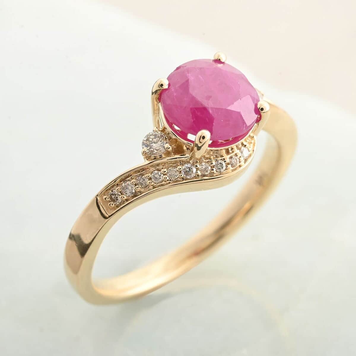 Certified & Appraised Luxoro 14K Yellow Gold AAA Mozambique Ruby, Diamond (I2) Ring (Size 10.5) 1.80 ctw image number 1