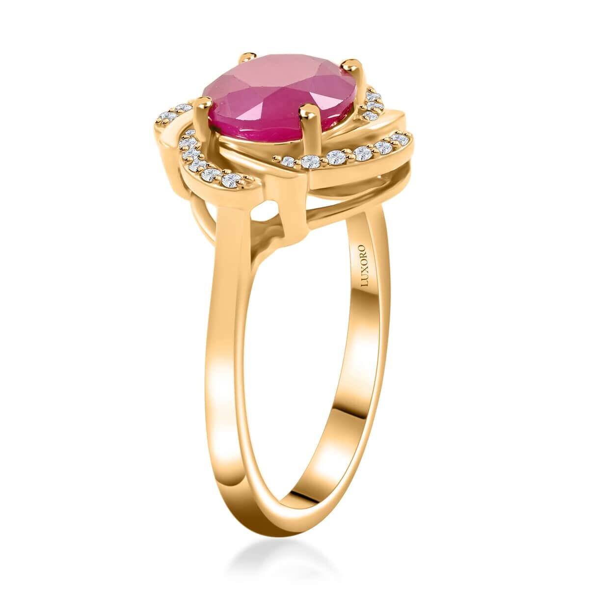 Certified & Appraised Luxoro AAA Mozambique Ruby and I2 Diamond 2.15 ctw Ring in 14K Yellow Gold (Size 6.5) 4.10 Grams image number 3