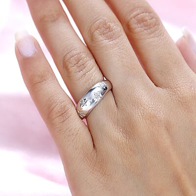 Diamond Bold Stars Band Ring in Platinum Over Sterling Silver (Size 6.0) 0.05 ctw