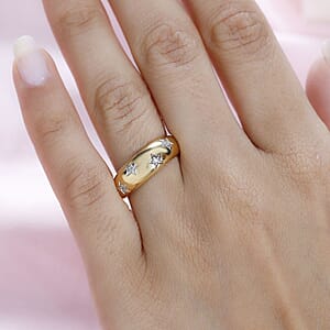 Diamond Bold Stars Band Ring in Vermeil Yellow Gold Over Sterling Silver (Size 7.0) 0.05 ctw