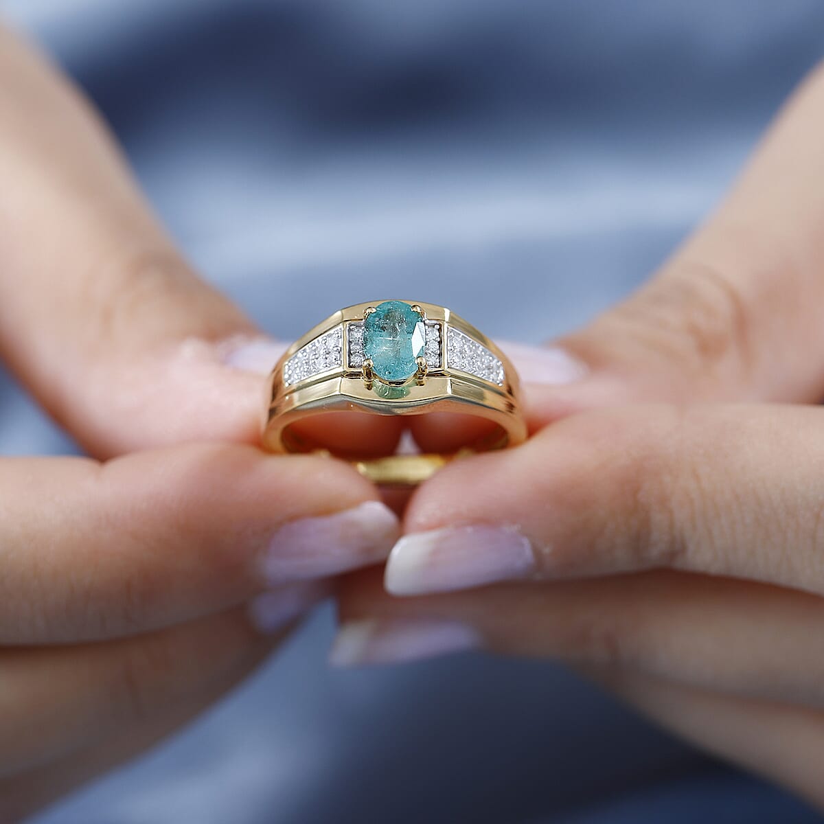 Kagem Zambian Emerald and Moissanite Men's Ring in Vermeil Yellow Gold Over Sterling Silver (Size 9.0) 1.00 ctw image number 2
