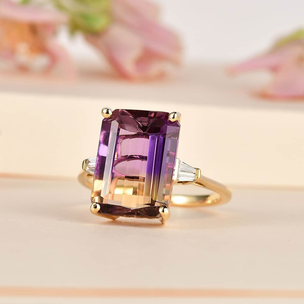 Luxoro 10K Yellow Gold AAA Anahi Ametrine, Diamond (G-H, I2) Ring (Size 10.0) 7.70 ctw image number 1