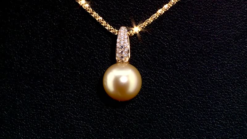 Certified & Appraised Iliana 18K Yellow Gold AAA South Sea Golden Pearl and G-H SI Diamond Pendant without Chain 0.11 ctw
